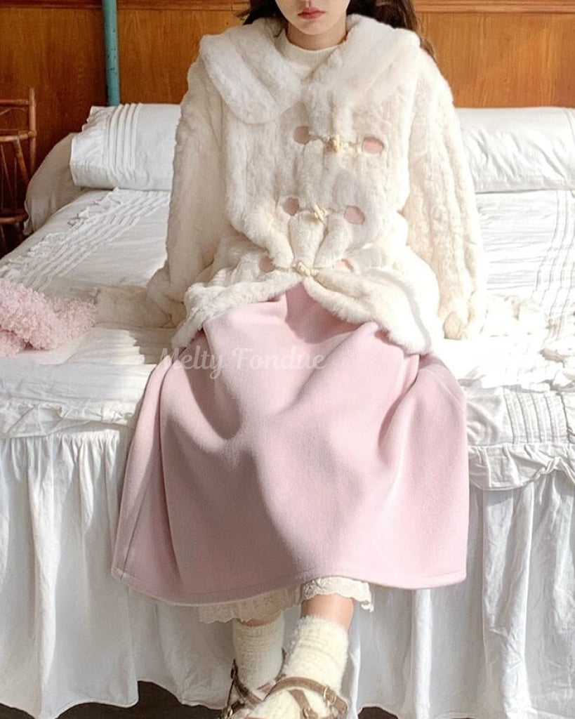 《触れた瞬間、恋するぬくもり》雪の庭で咲くミルキーアウター