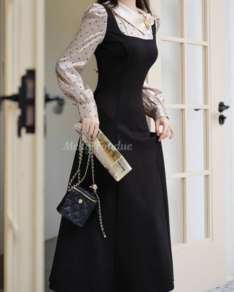 薔薇と白襟のクラシカルドットワンピース