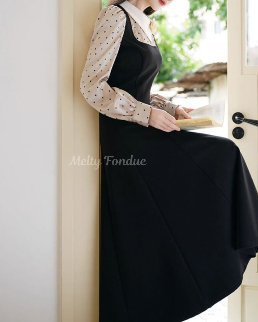 薔薇と白襟のクラシカルドットワンピース