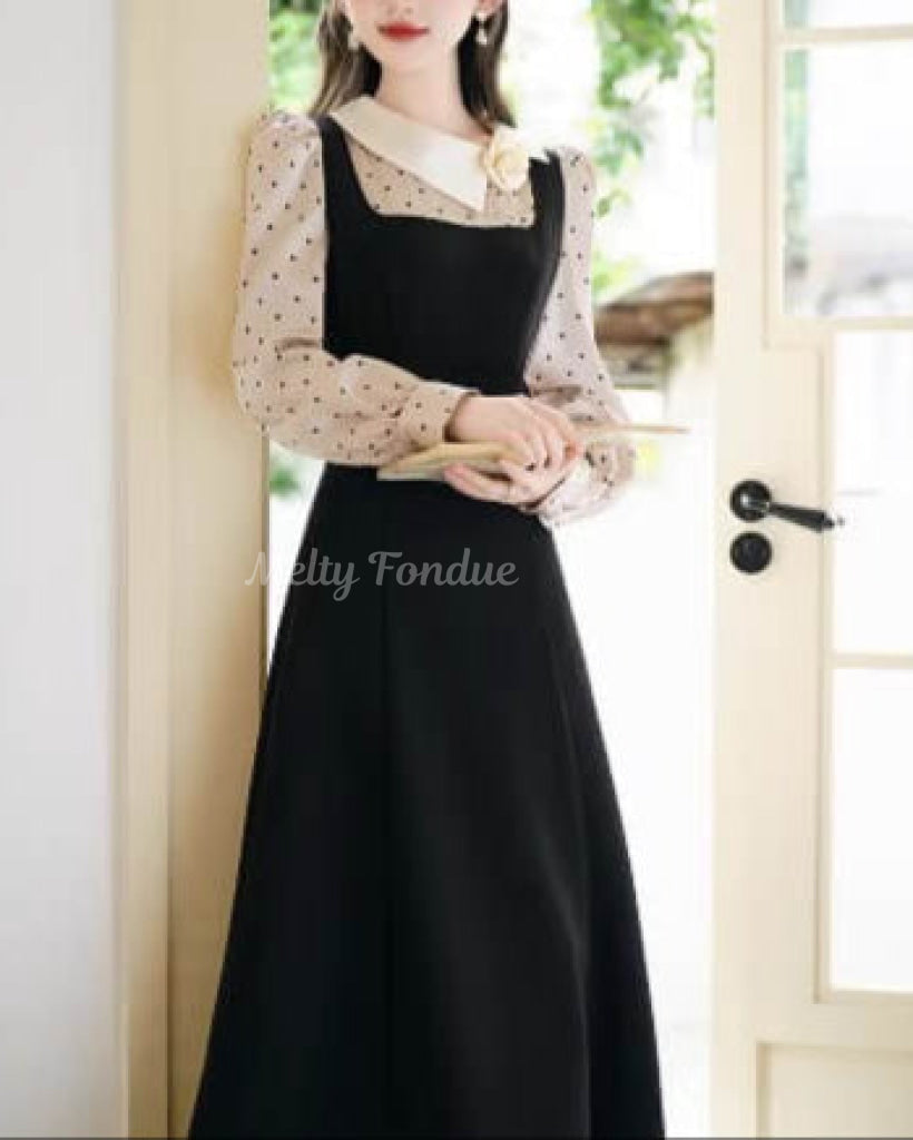 薔薇と白襟のクラシカルドットワンピース