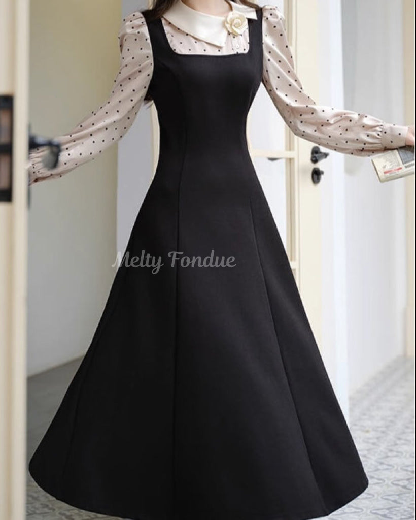 薔薇と白襟のクラシカルドットワンピース