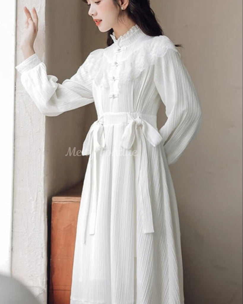 静かな夢に包まれるワンピース