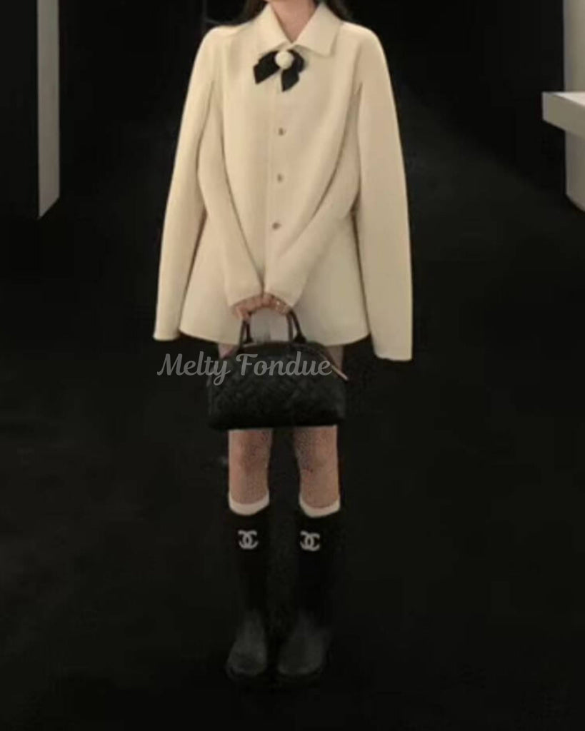 白薔薇の誓いと秘密のケープコート