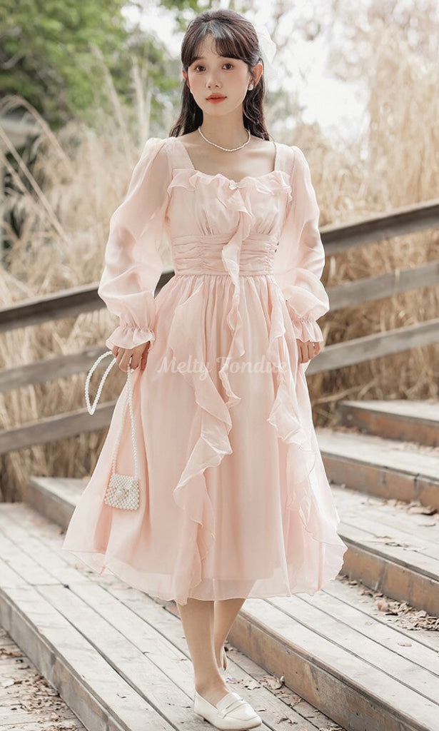 公式】【ふわっと軽やか】森の奥で貴方を待つ眠り姫ワンピース