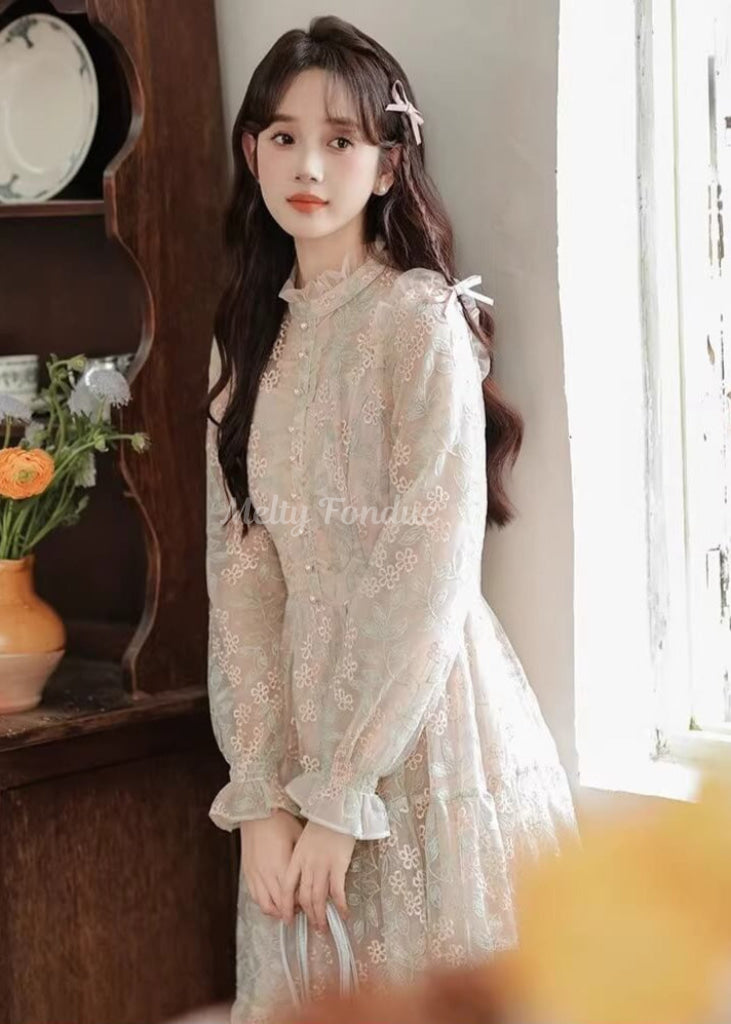 公式】【ほんのり甘く、大人フェミニン】魔法かける花びらのワンピース