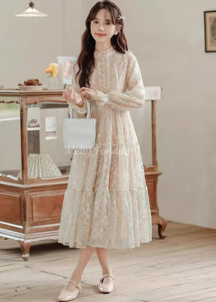 魔法かける花びらのワンピース