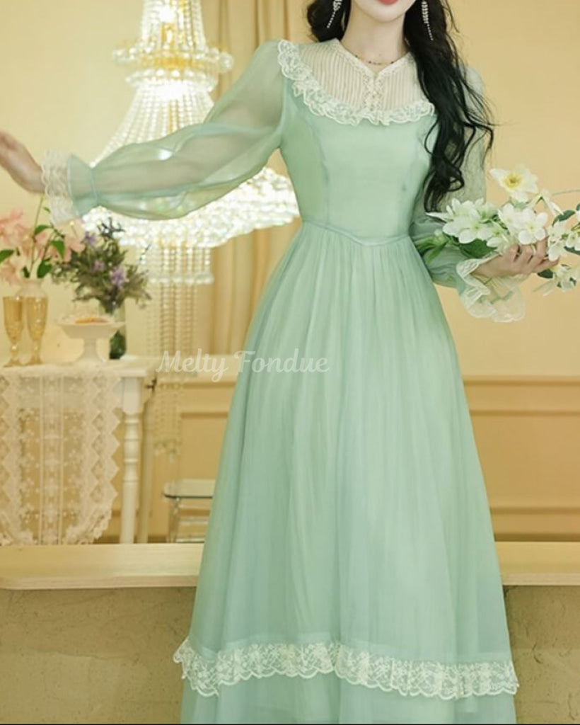 風薫る庭園のワンピース