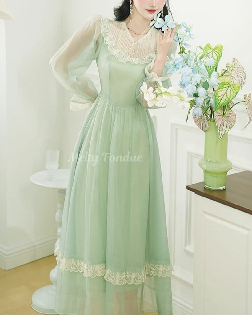 風薫る庭園のワンピース