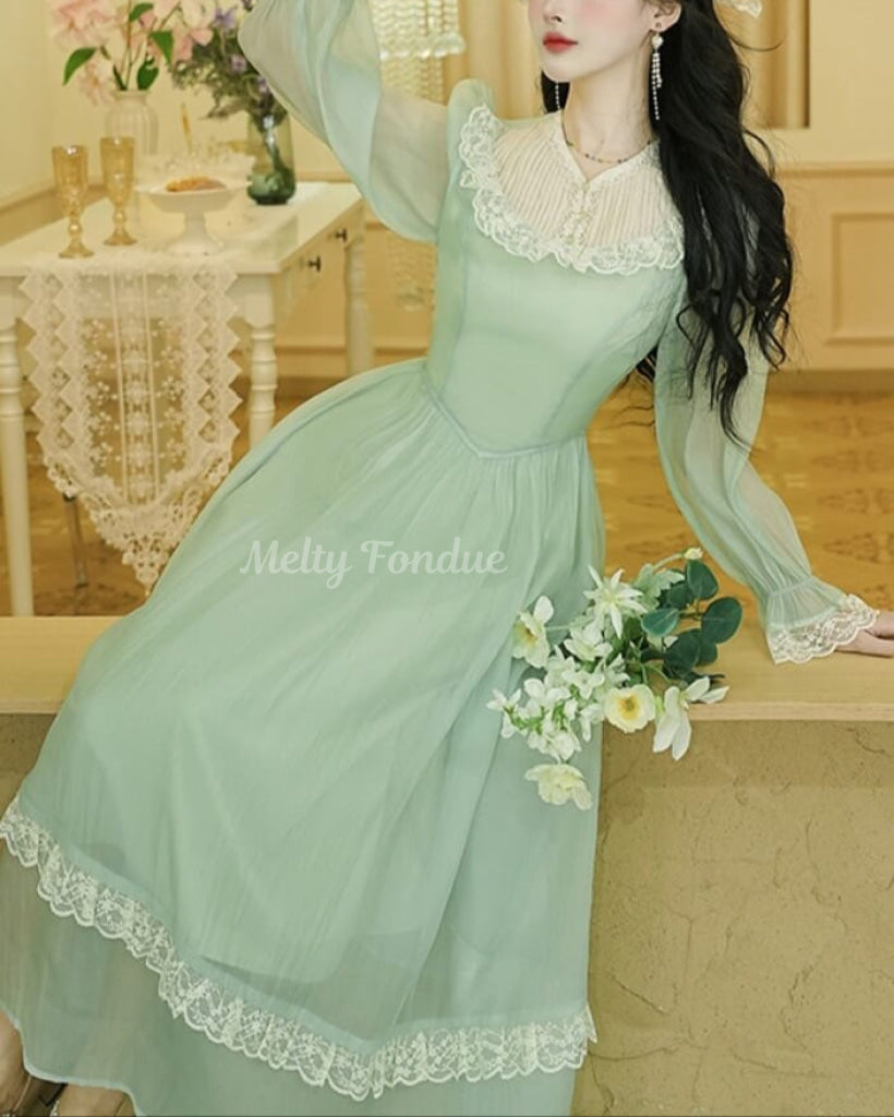 風薫る庭園のワンピース