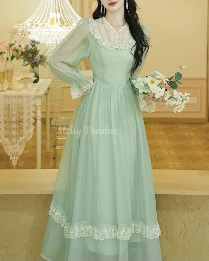 風薫る庭園のワンピース