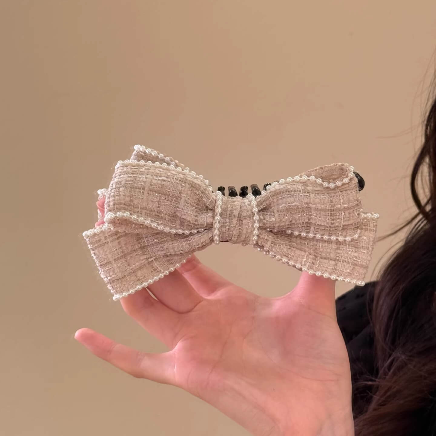 お嬢さまの微笑みリボンクリップ（全2色）