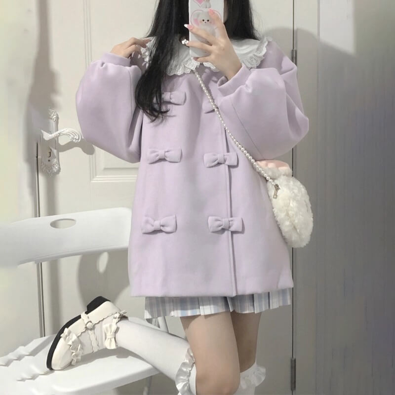 《リボンでときめく冬コート》小さな約束かわすラベンダーコート