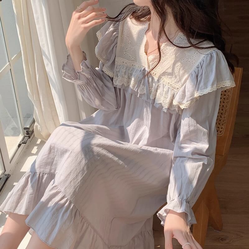 【選べる2タイプ】星灯りに包まれるフリルルームウェア（全2色）