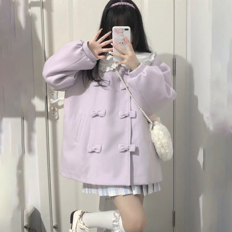 《リボンでときめく冬コート》小さな約束かわすラベンダーコート