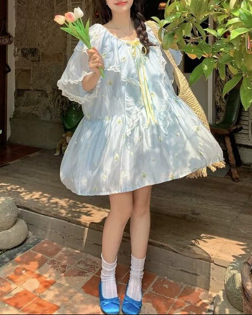 《ふんわり広がる爽やかブルー》お花畑で遊ぶ妖精のガーデンワンピース