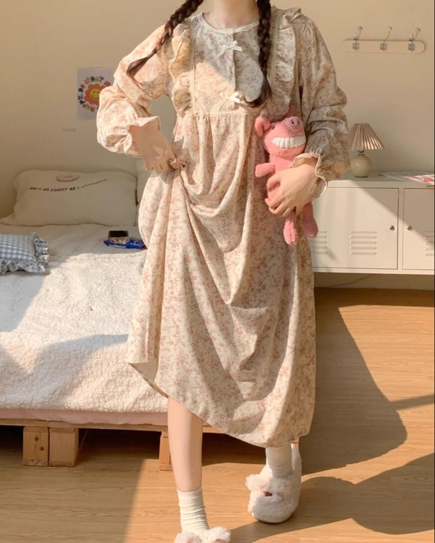 【選べる2タイプ】花咲く窓辺でまどろむルームウェア（全2色）