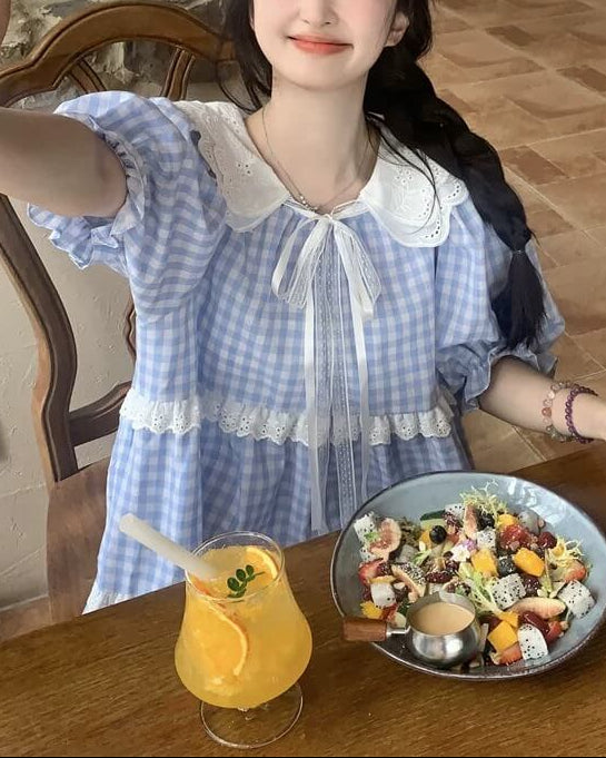 《ギンガムチェックで爽やかに》そよ風に揺れる休日チェックワンピース