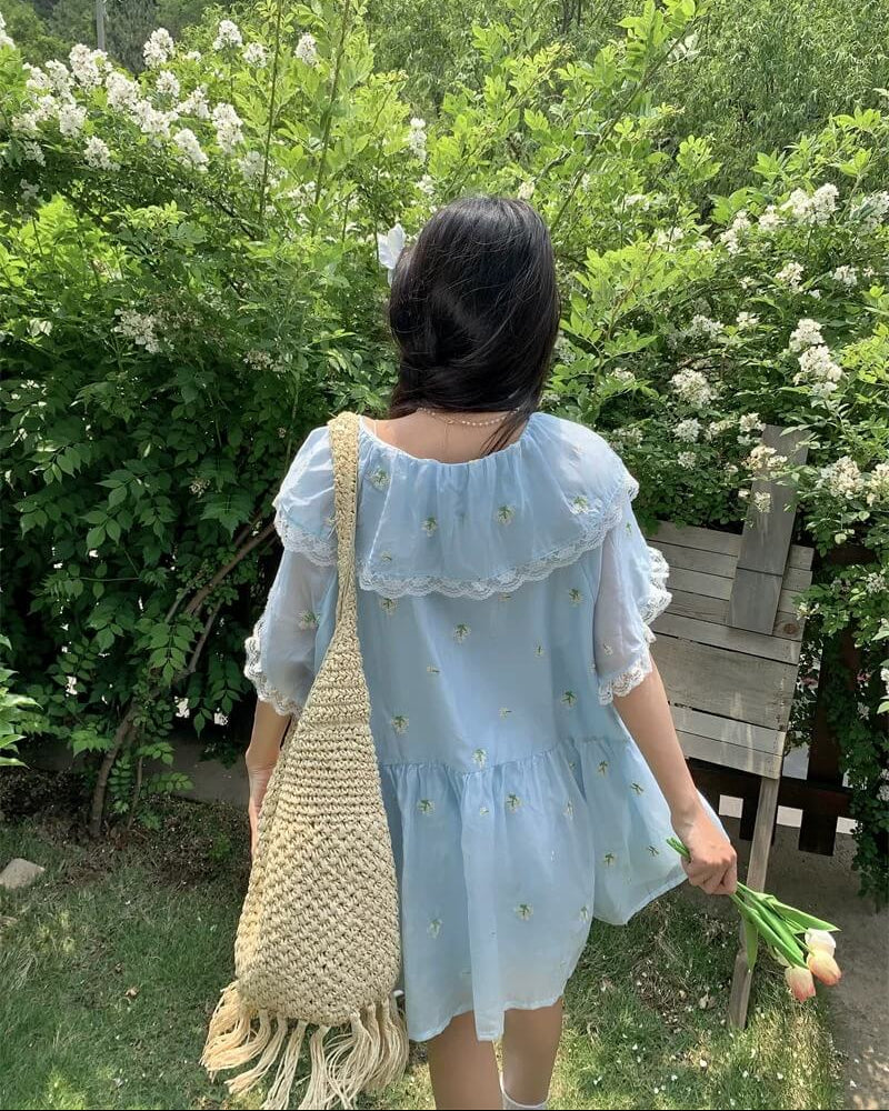 《ふんわり広がる爽やかブルー》お花畑で遊ぶ妖精のガーデンワンピース