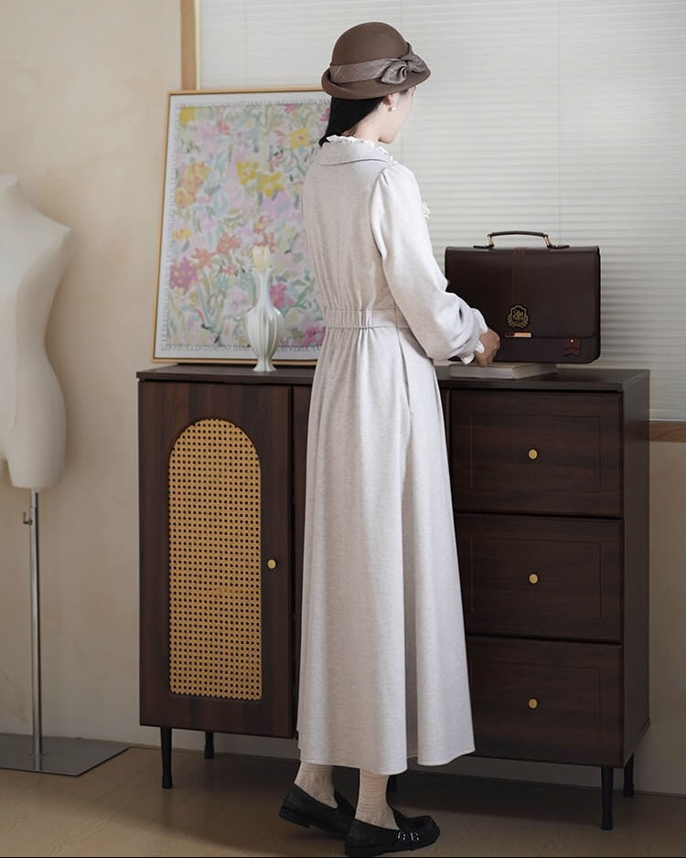 《上品さを引き立てる》静寂の午後に花咲くワンピース