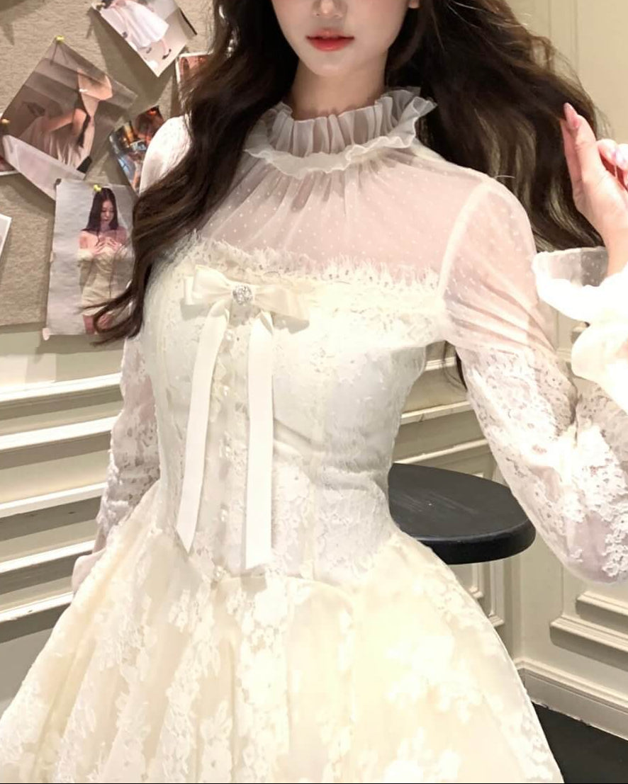 《繊細なレースとチュールの重なり》月明かりの舞踏会ワンピース