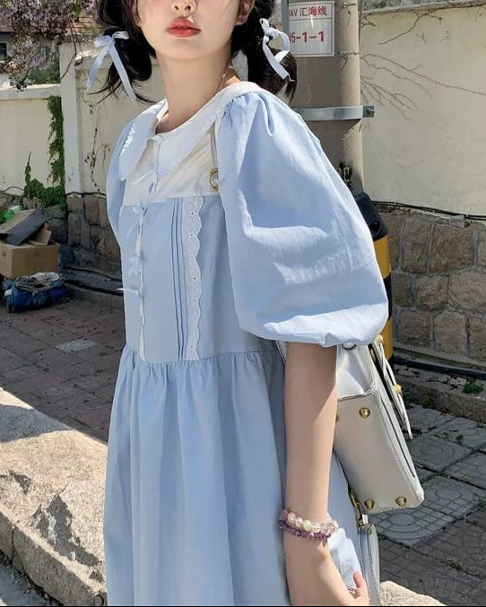 《ふんわり広がるシルエット》ふわりと駆け出すおでかけワンピース