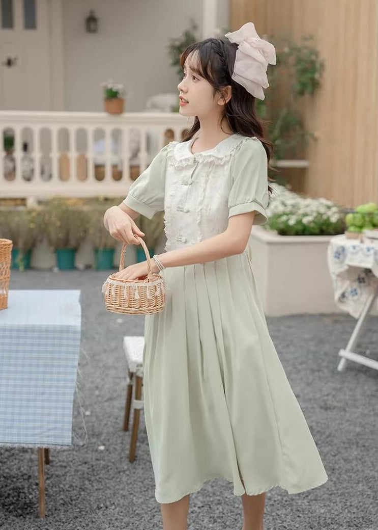 《プリンセス気分のお出かけ服》若葉の風に揺れるワンピース