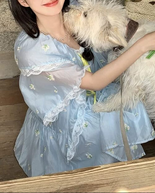 《ふんわり広がる爽やかブルー》お花畑で遊ぶ妖精のガーデンワンピース