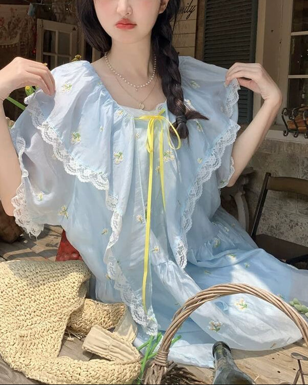 《ふんわり広がる爽やかブルー》お花畑で遊ぶ妖精のガーデンワンピース