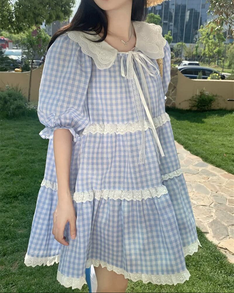 《ギンガムチェックで爽やかに》そよ風に揺れる休日チェックワンピース