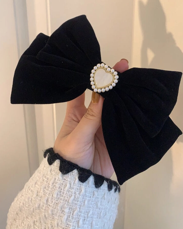 漆黒のときめきハートリボンバレッタ