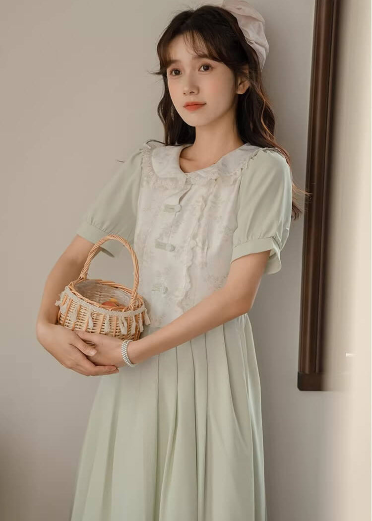 《プリンセス気分のお出かけ服》若葉の風に揺れるワンピース
