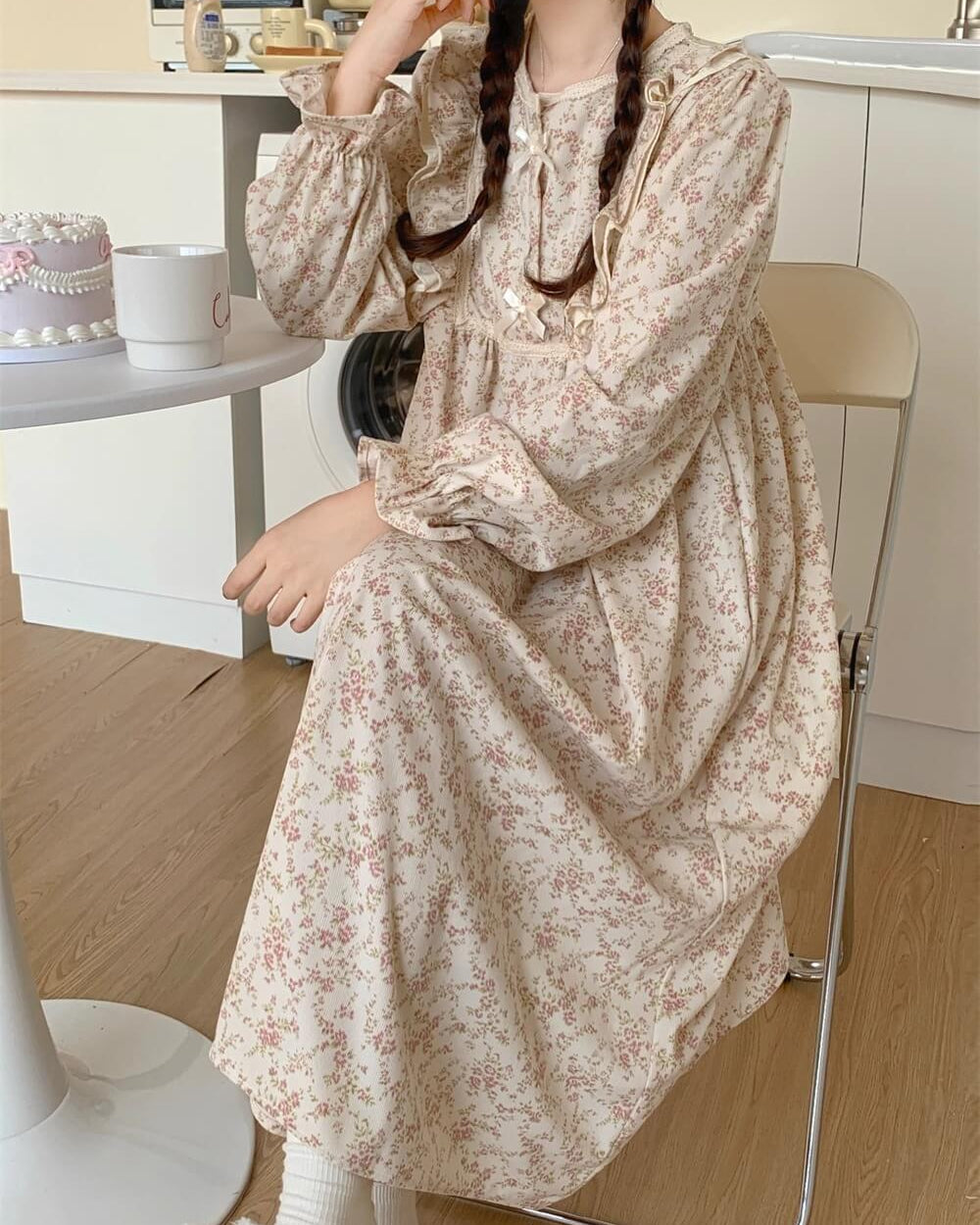 【選べる2タイプ】花咲く窓辺でまどろむルームウェア（全2色）