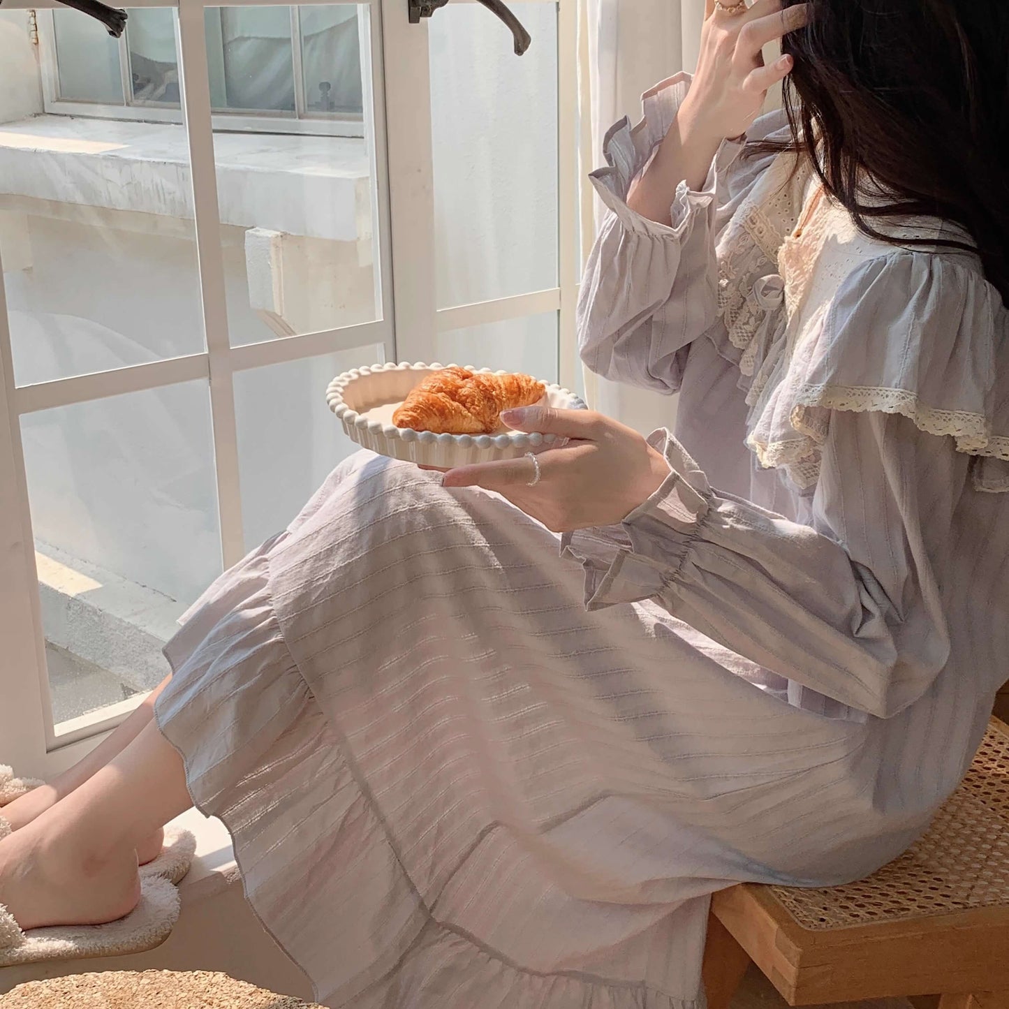 【選べる2タイプ】星灯りに包まれるフリルルームウェア（全2色）