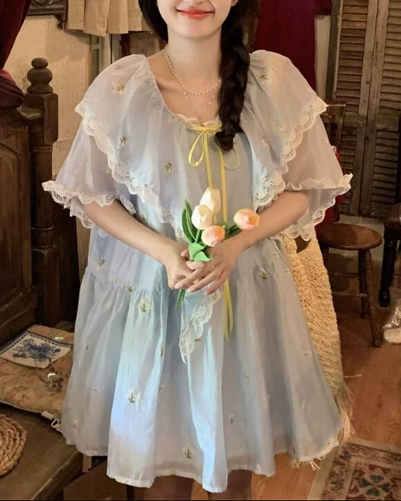 《ふんわり広がる爽やかブルー》お花畑で遊ぶ妖精のガーデンワンピース
