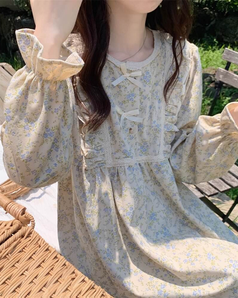 【選べる2タイプ】花咲く窓辺でまどろむルームウェア（全2色）