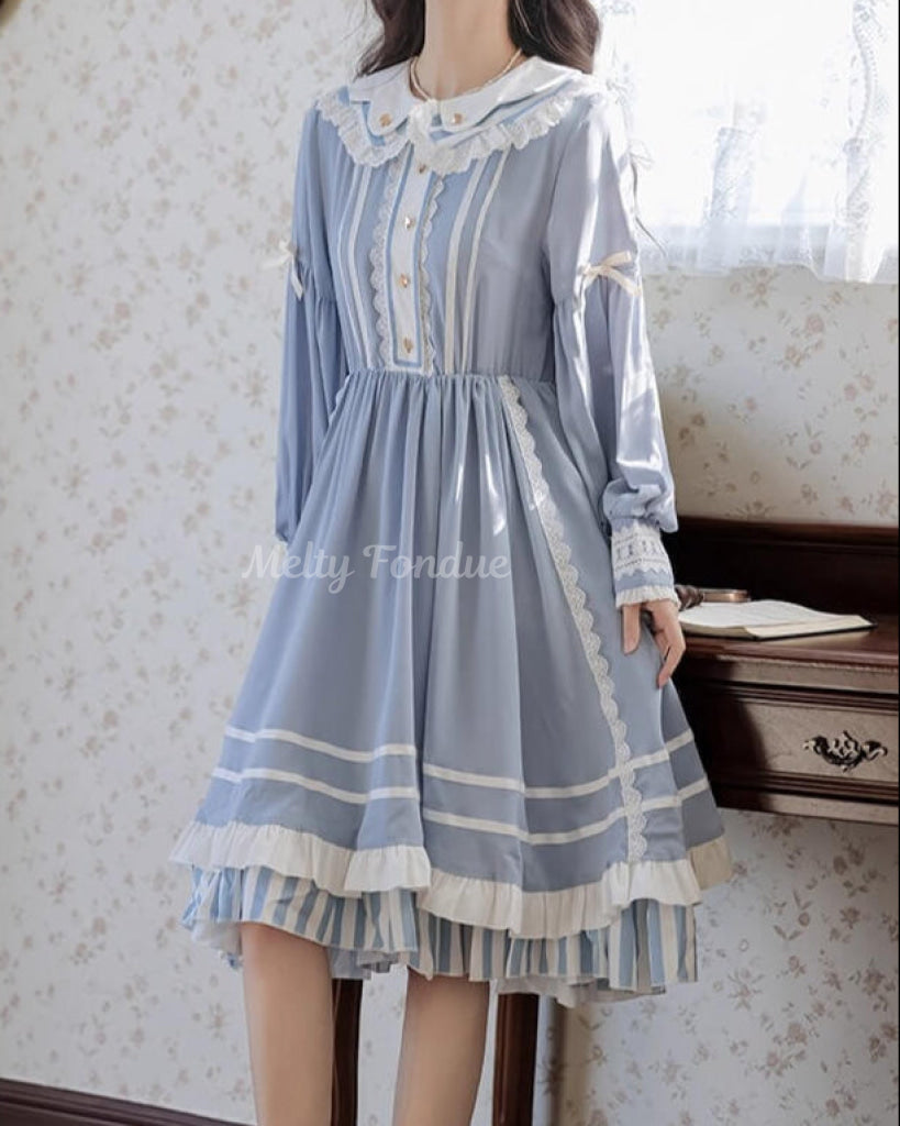 夢見がちな青のワンピース