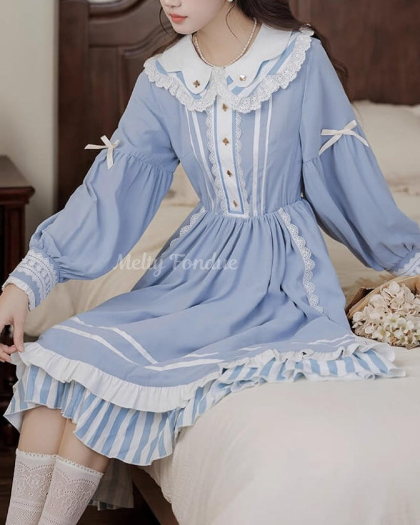 夢見がちな青のワンピース