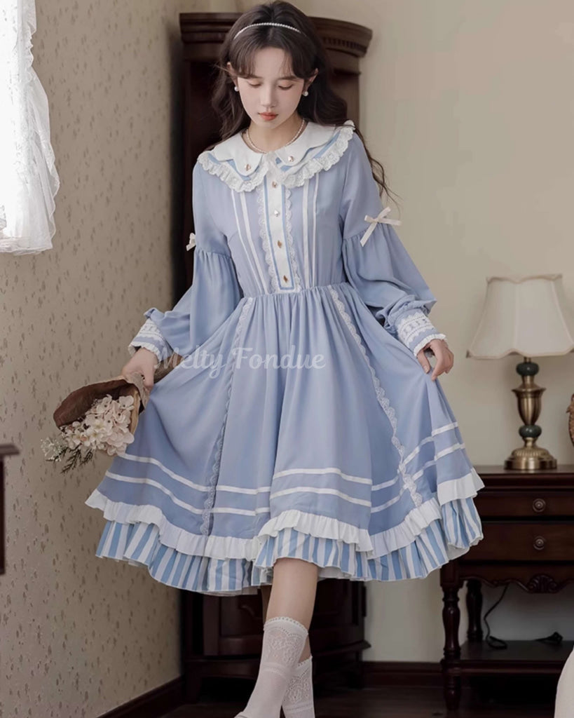 夢見がちな青のワンピース