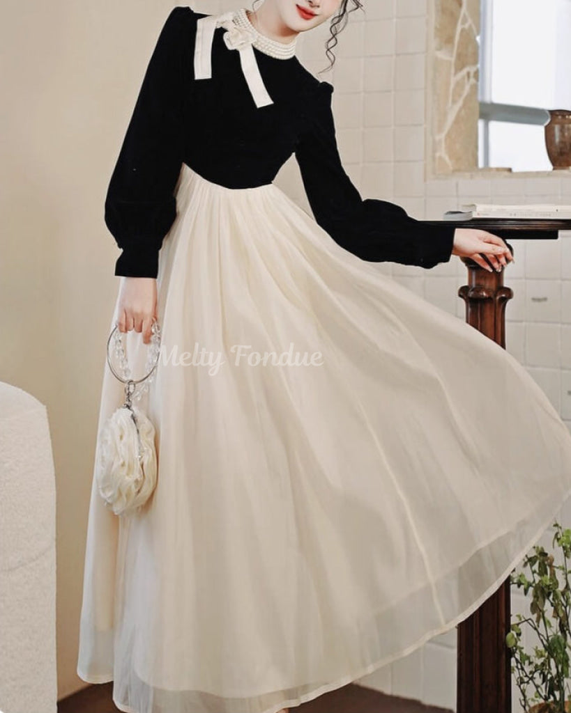 永遠を奏でる舞踏会のワンピース