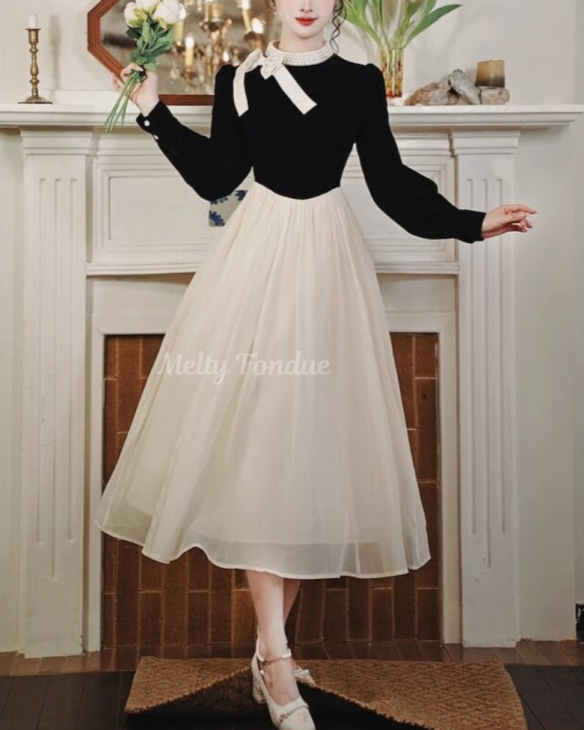 永遠を奏でる舞踏会のワンピース