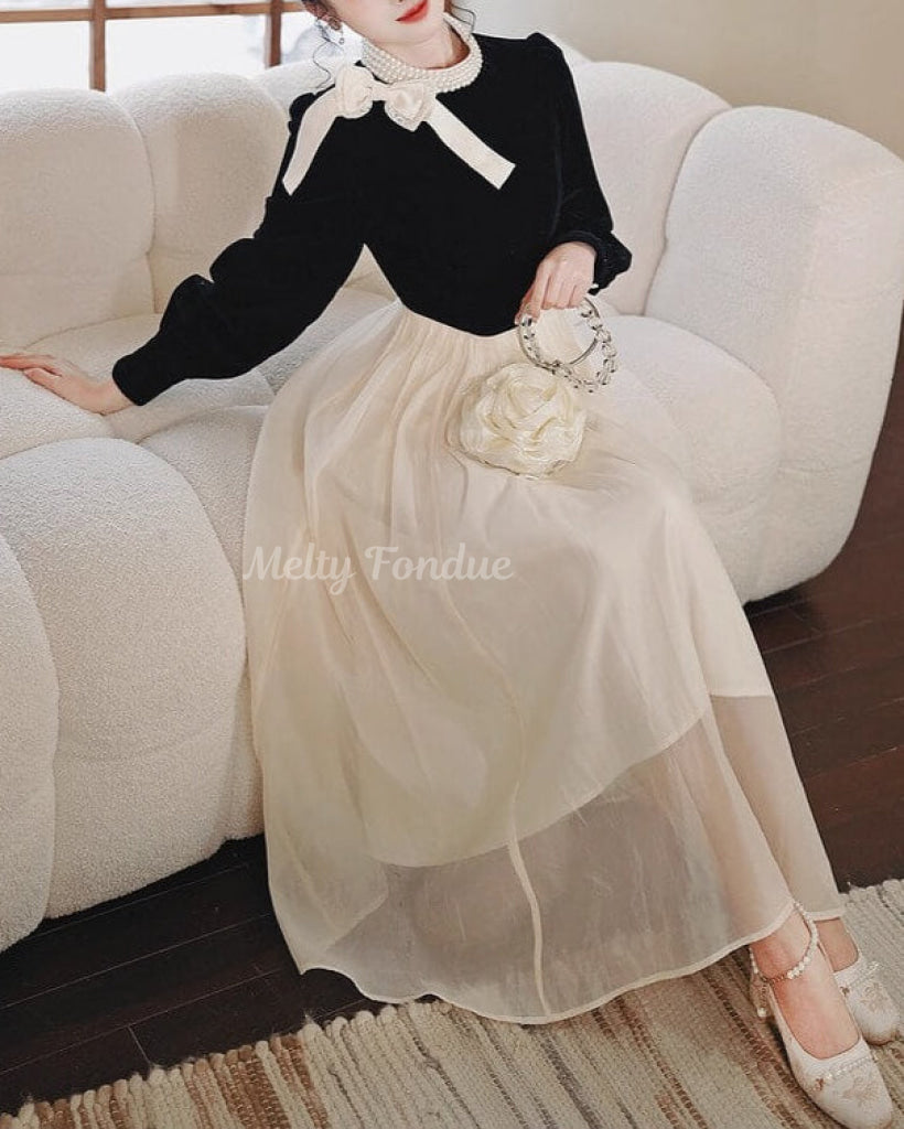 永遠を奏でる舞踏会のワンピース