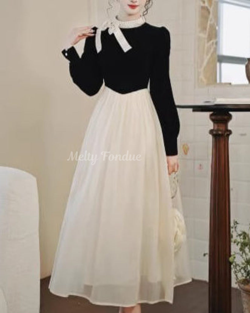 永遠を奏でる舞踏会のワンピース