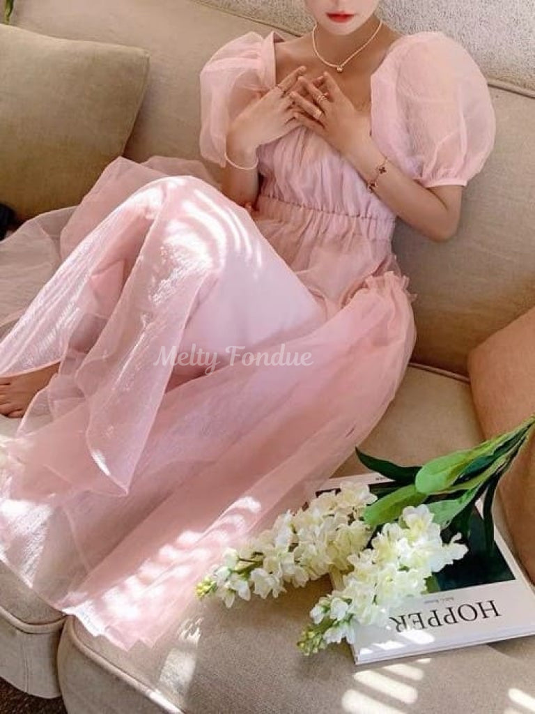 公式】《後ろ姿まで美しい》夢見がちな美しきプリンセスワンピース