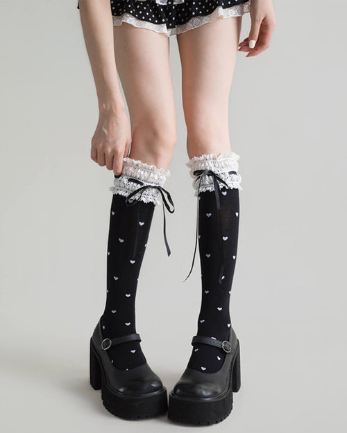 夢に見たハートのお空ソックス（全2色）