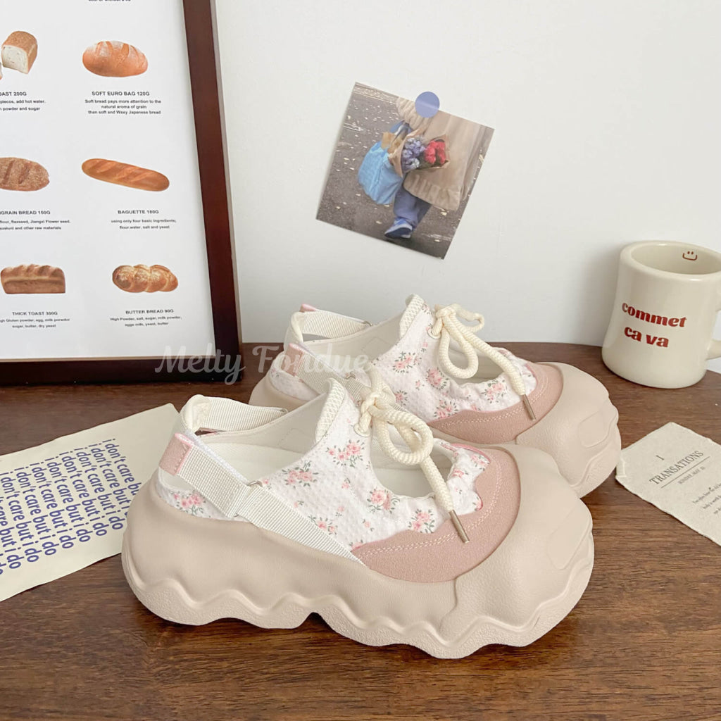 お空のもくもく雲シューズ（全3色）