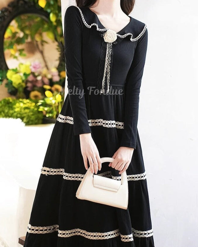 夜空に咲く薔薇のワンピース