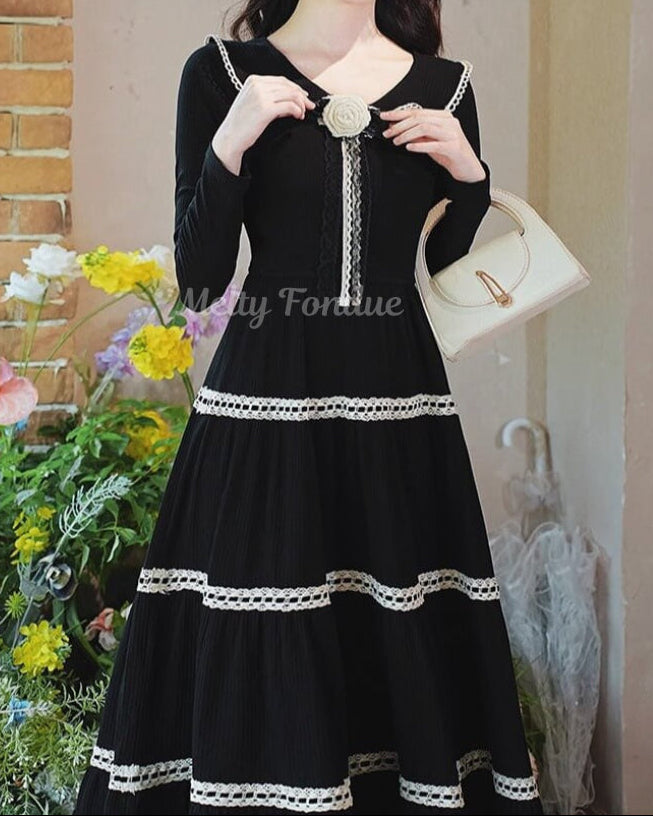 夜空に咲く薔薇のワンピース