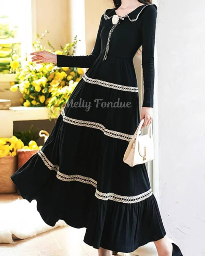 夜空に咲く薔薇のワンピース