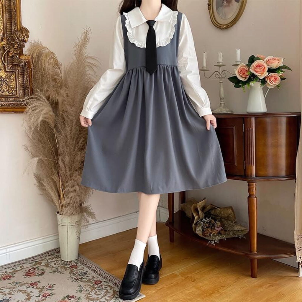 秘密の夢を見るワンピース（全3色） グレー