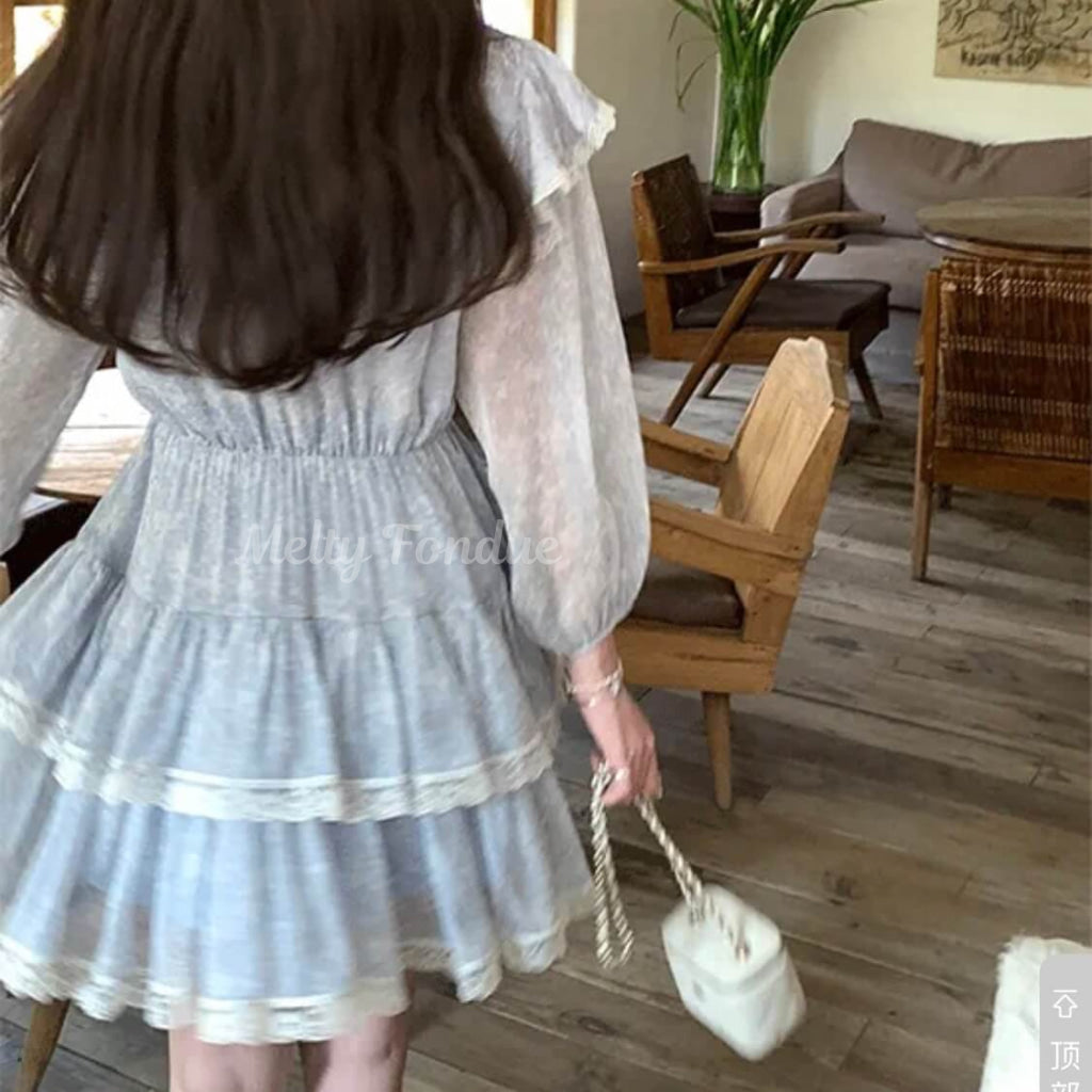 お空を夢見る少女のワンピース